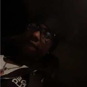 Meet your Posher, Halbert